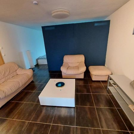 Lovely Appartment With Private Patio And Private Entrance In Luxembourg 60M2 Saeul Εξωτερικό φωτογραφία
